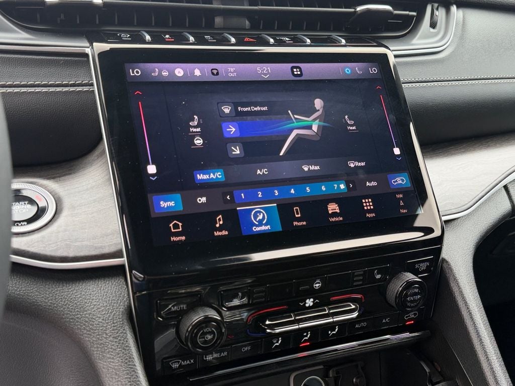 2024 Jeep Grand Cherokee Limited w/Dual-Pane Panoramic Roof