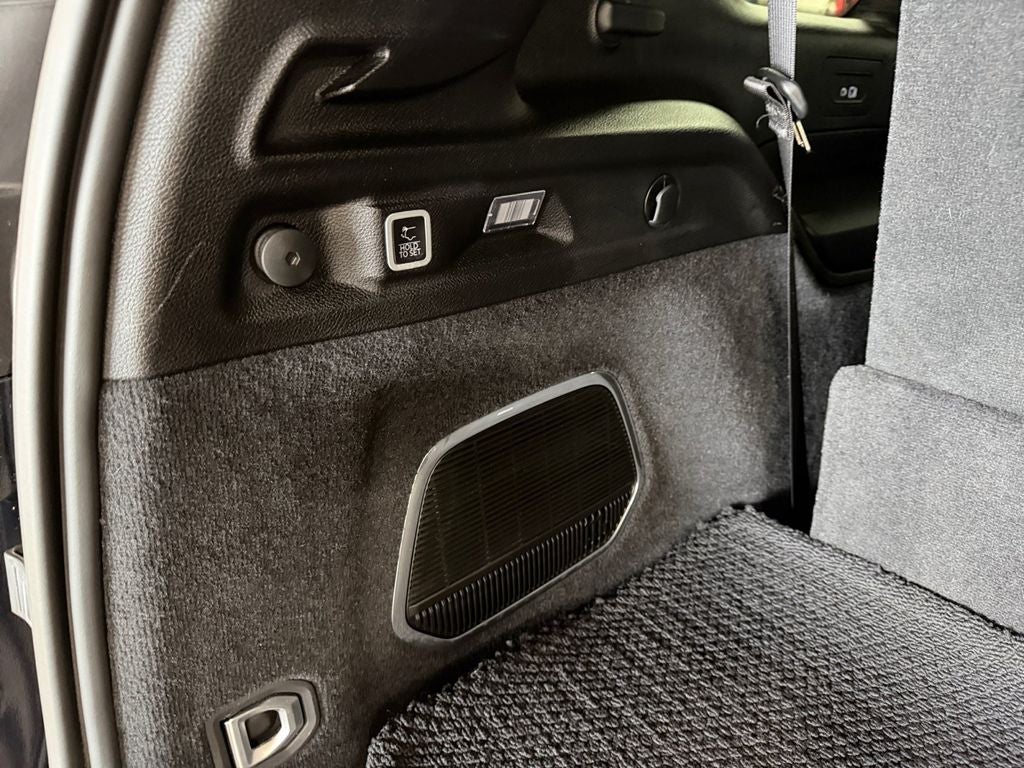 2024 Jeep Grand Cherokee L Summit Reserve w/Pro-Tech & Luxury Pkgs