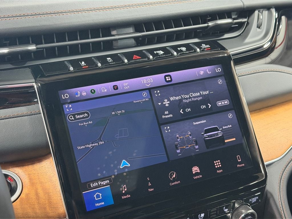 2024 Jeep Grand Cherokee L Summit Reserve w/Pro-Tech & Luxury Pkgs
