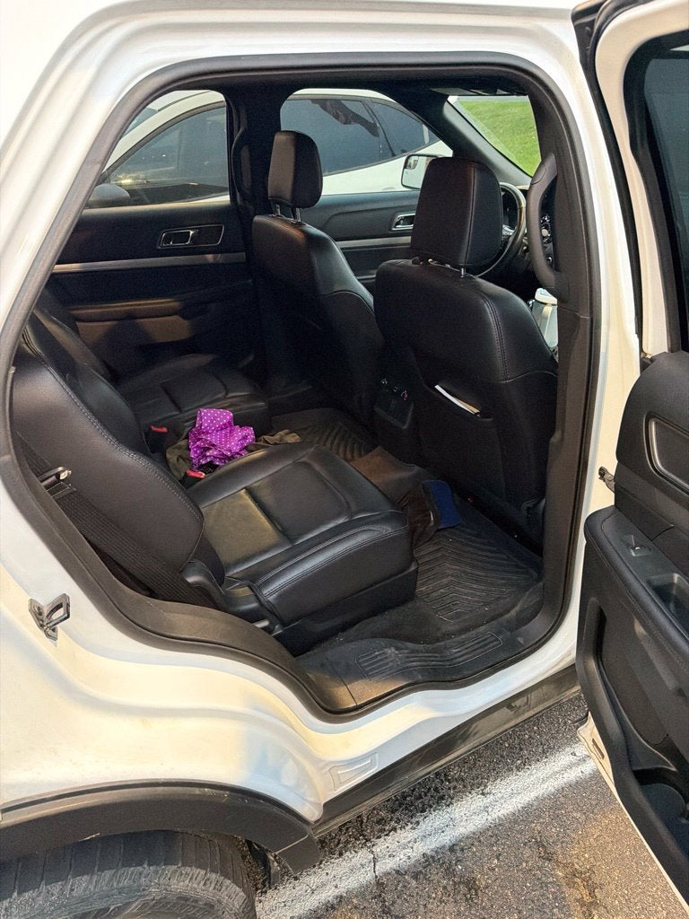 2018 Ford Explorer XLT w/Twin Panel Moon Roof