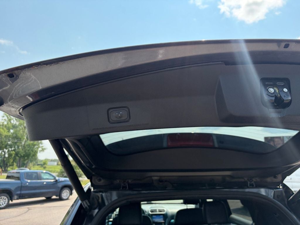 2017 Ford Explorer XLT w/Comfort & Tow Pkg