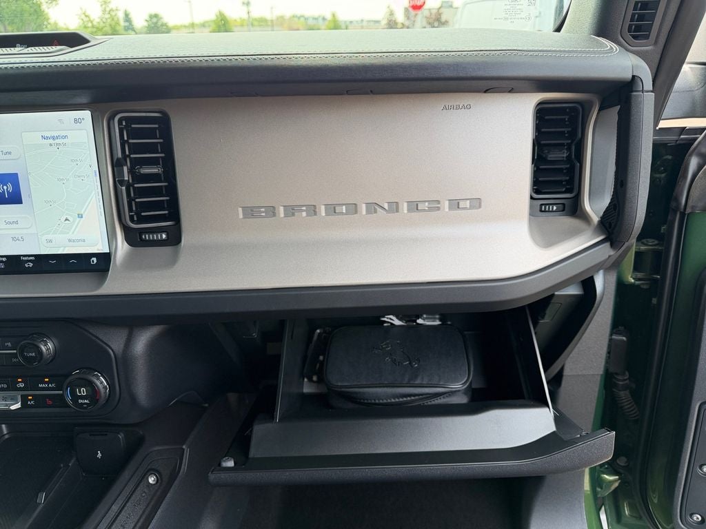 2025 Ford Bronco Outer Banks w/Black Appearance & Lux Pkgs