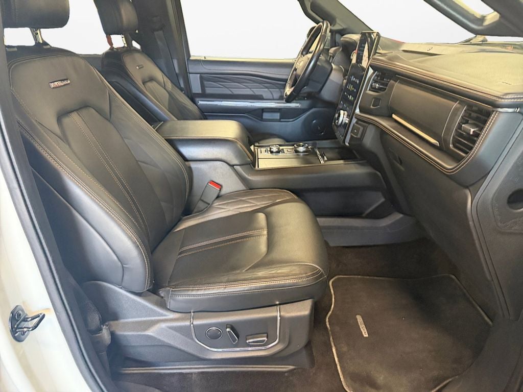 2023 Ford Expedition Max Platinum w/HD Trailer Tow Pkg