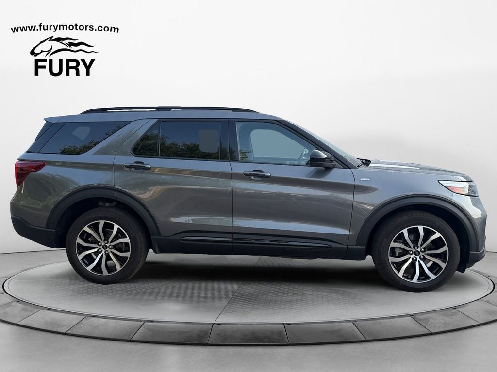 2023 Ford Explorer ST-Line