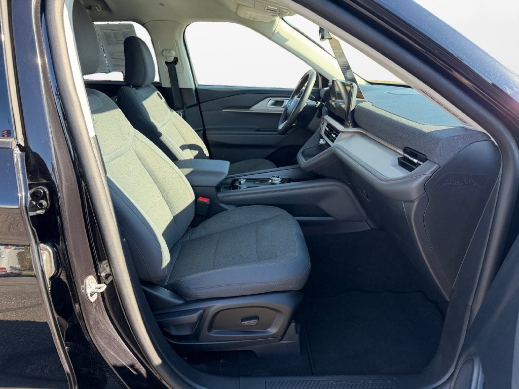 2025 Ford Explorer Active Gold Certified
