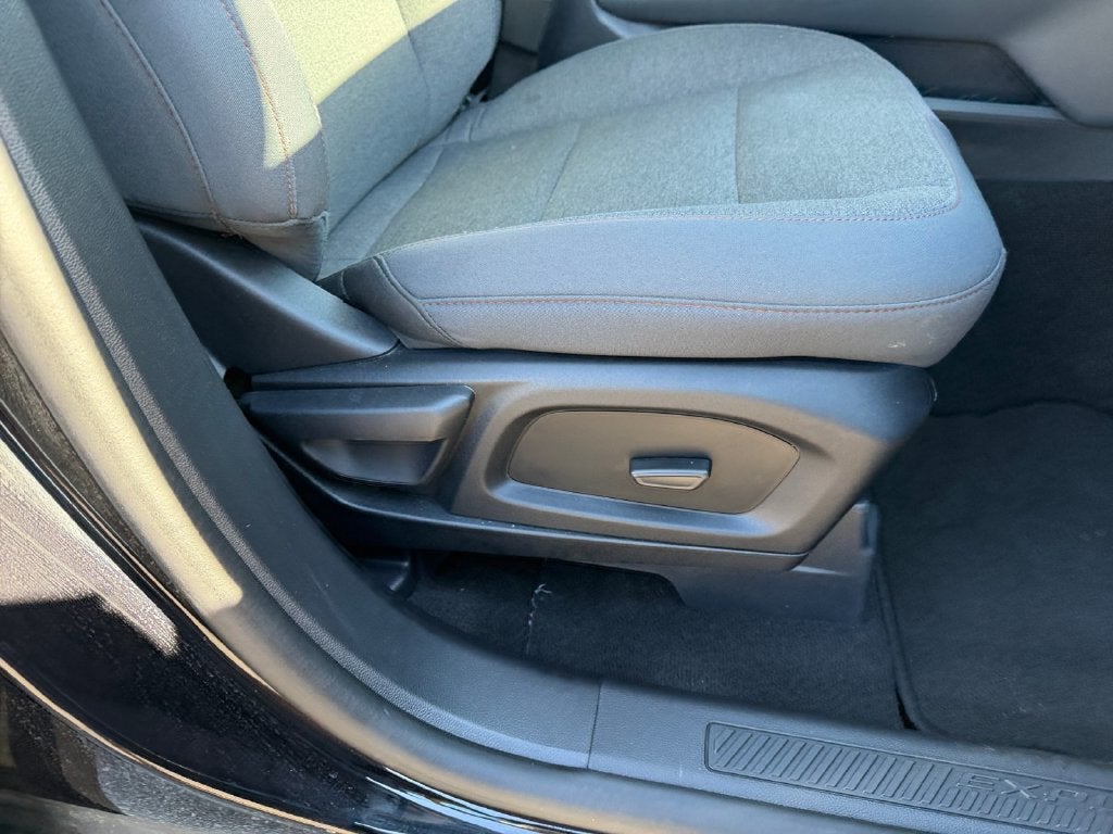 2025 Ford Explorer Active Gold Certified