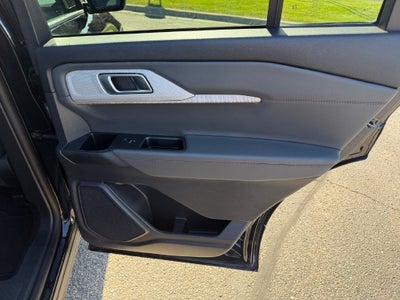 2025 Ford Explorer Active Gold Certified