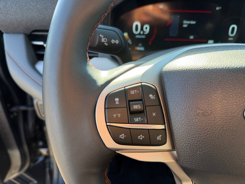 2025 Ford Explorer Active Gold Certified