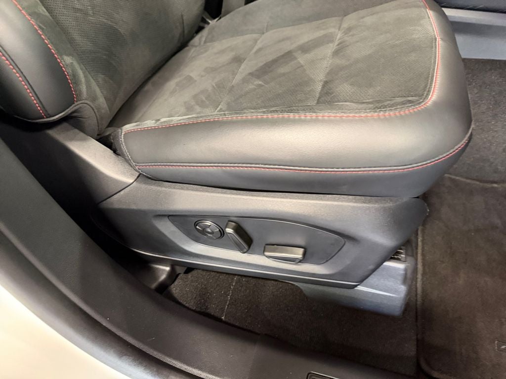 2025 Ford Explorer ST 4WD w/Bluecruise Equip