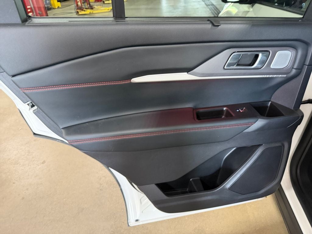 2025 Ford Explorer ST 4WD w/Bluecruise Equip