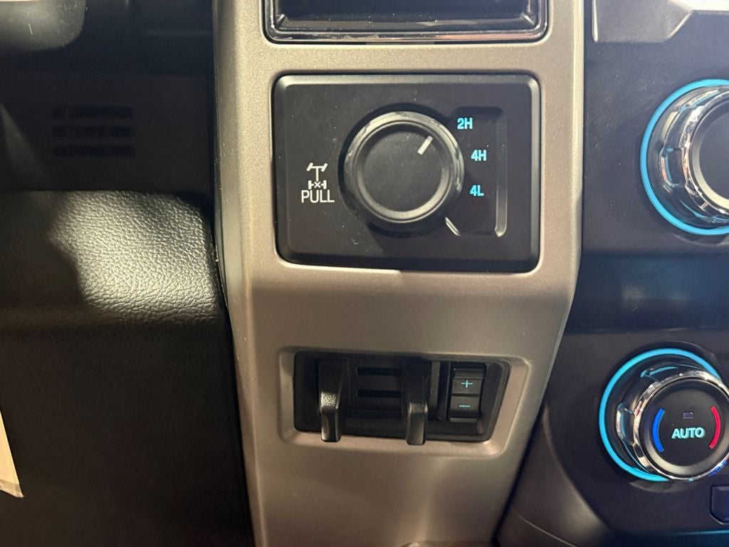 2021 Ford F-350SD Lariat w/FX4 Off Road & Snow Plow Prep Pkgs