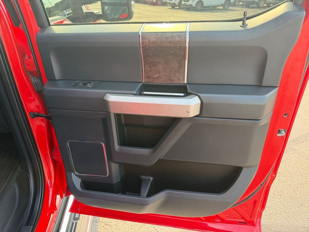 2022 Ford F-350SD Lariat