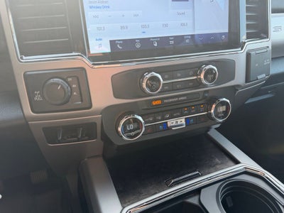 2022 Ford F-350SD Lariat