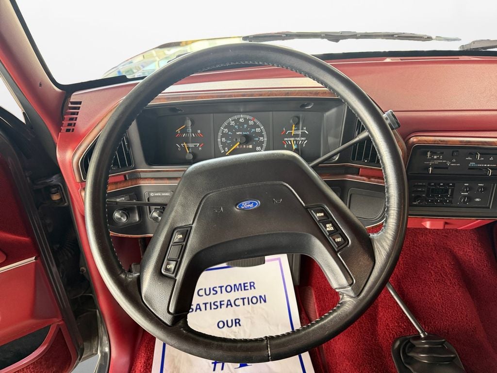 1987 Ford F-150 XLT Lariat Edition