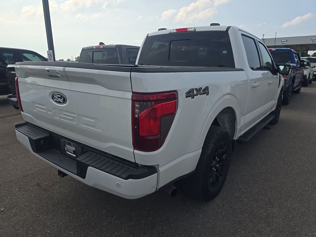 2024 Ford F-150 XLT w/Black Appearance
