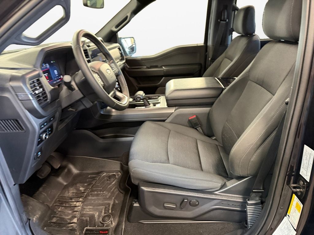 2024 Ford F-150 XLT w/Bluecruise & Black Appearance Pkg