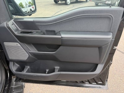 2024 Ford F-150 Lariat Black Appearance w/Twin Panel Moonroof
