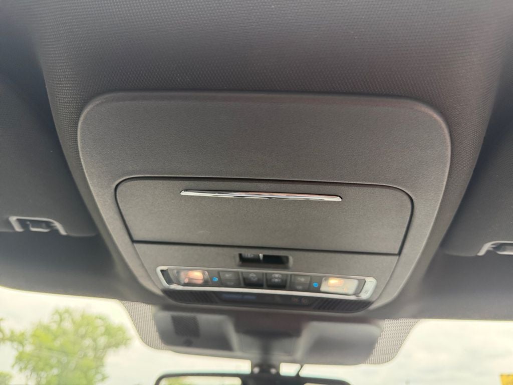 2024 Ford F-150 Lariat Black Appearance w/Twin Panel Moonroof