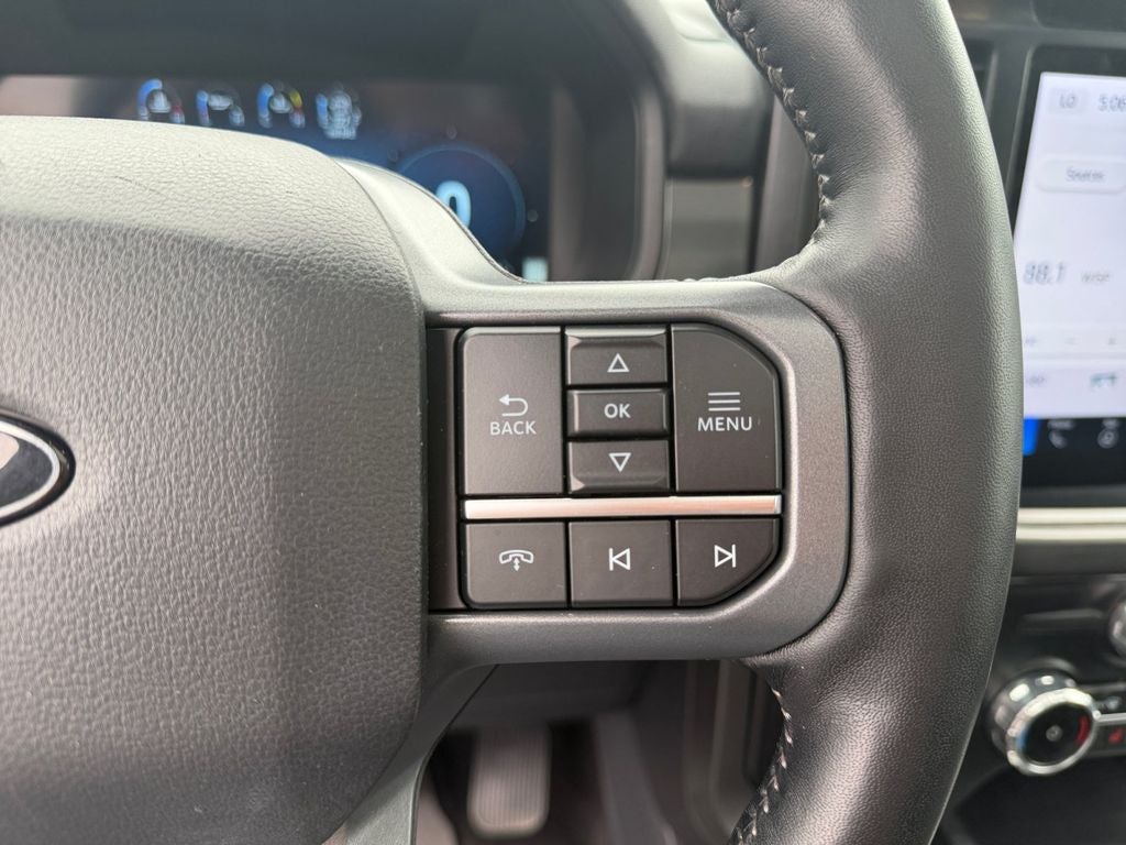 2024 Ford F-150 Lariat Black Appearance w/Twin Panel Moonroof