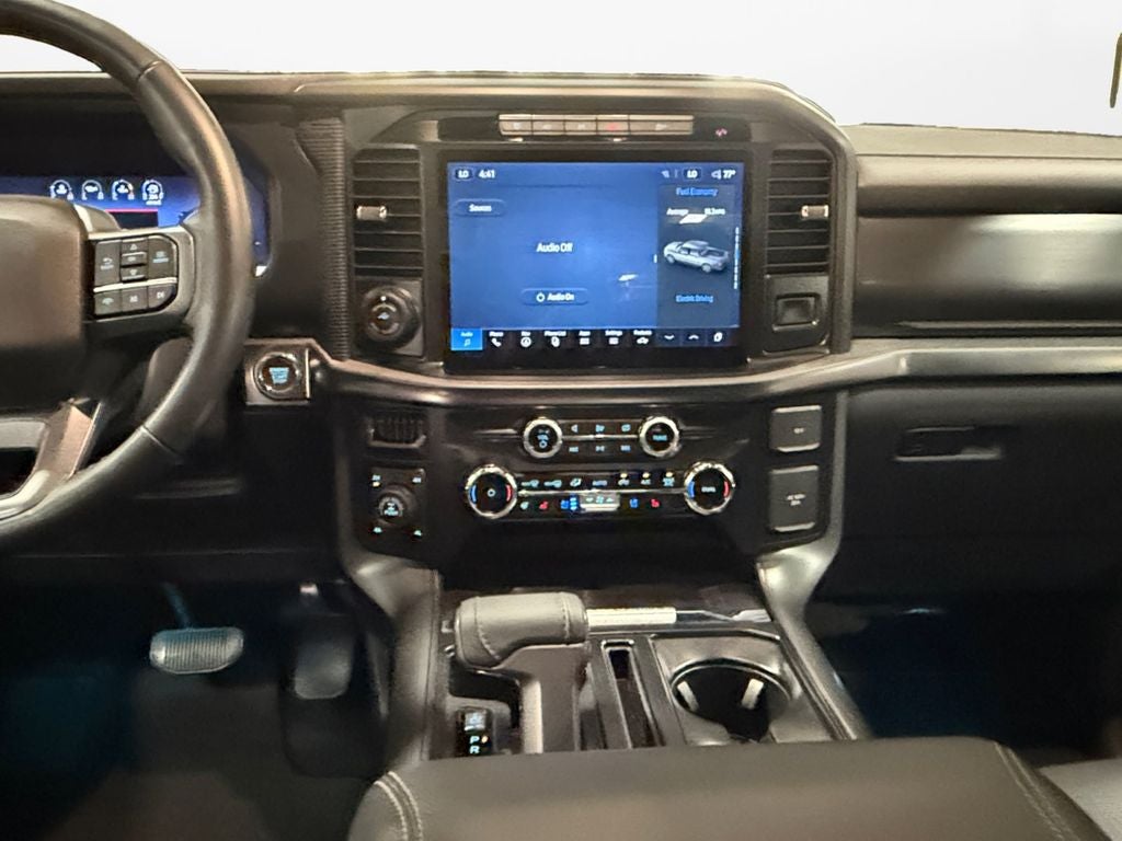 2024 Ford F-150 Lariat w/Black Appearance & Blue Cruise Equip