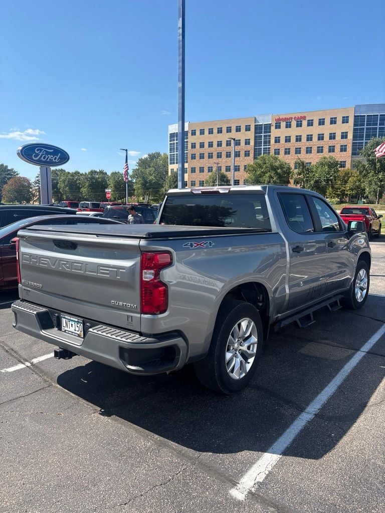 2023 Chevrolet Silverado 1500 Custom
