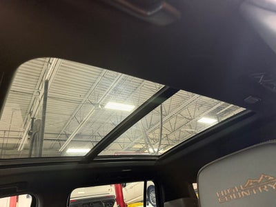 2025 Chevrolet Suburban High Country
