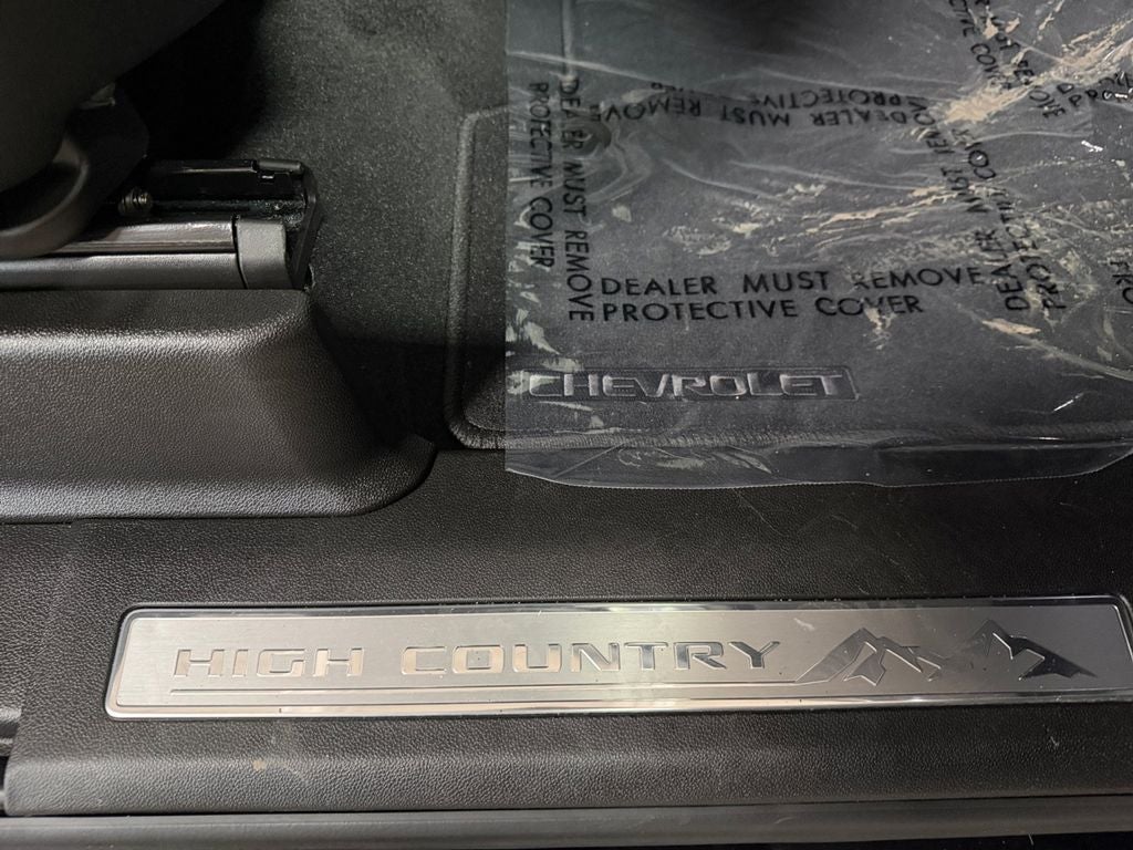 2025 Chevrolet Suburban High Country