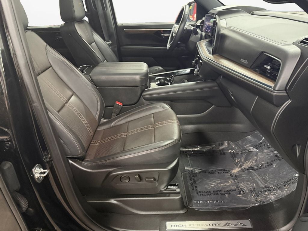 2025 Chevrolet Suburban High Country