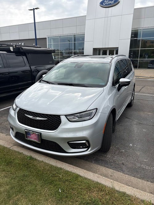 2026 Chrysler Pacifica Pinnacle