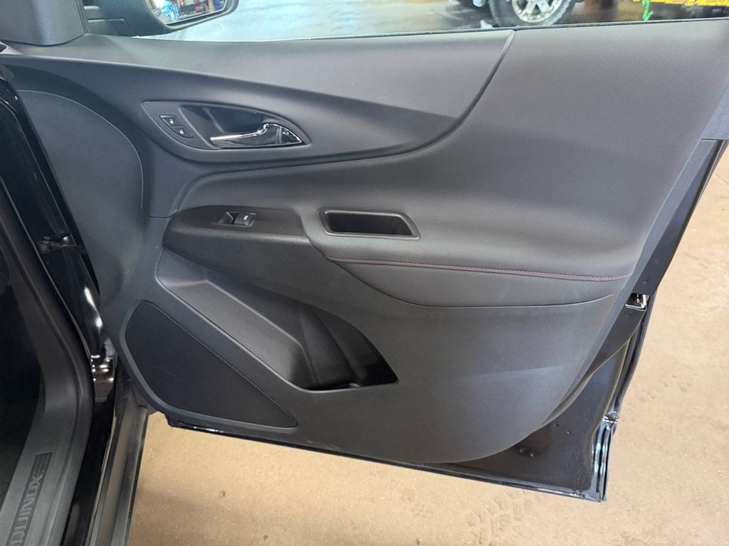 2022 Chevrolet Equinox RS w/Driver Confidence II Pkg