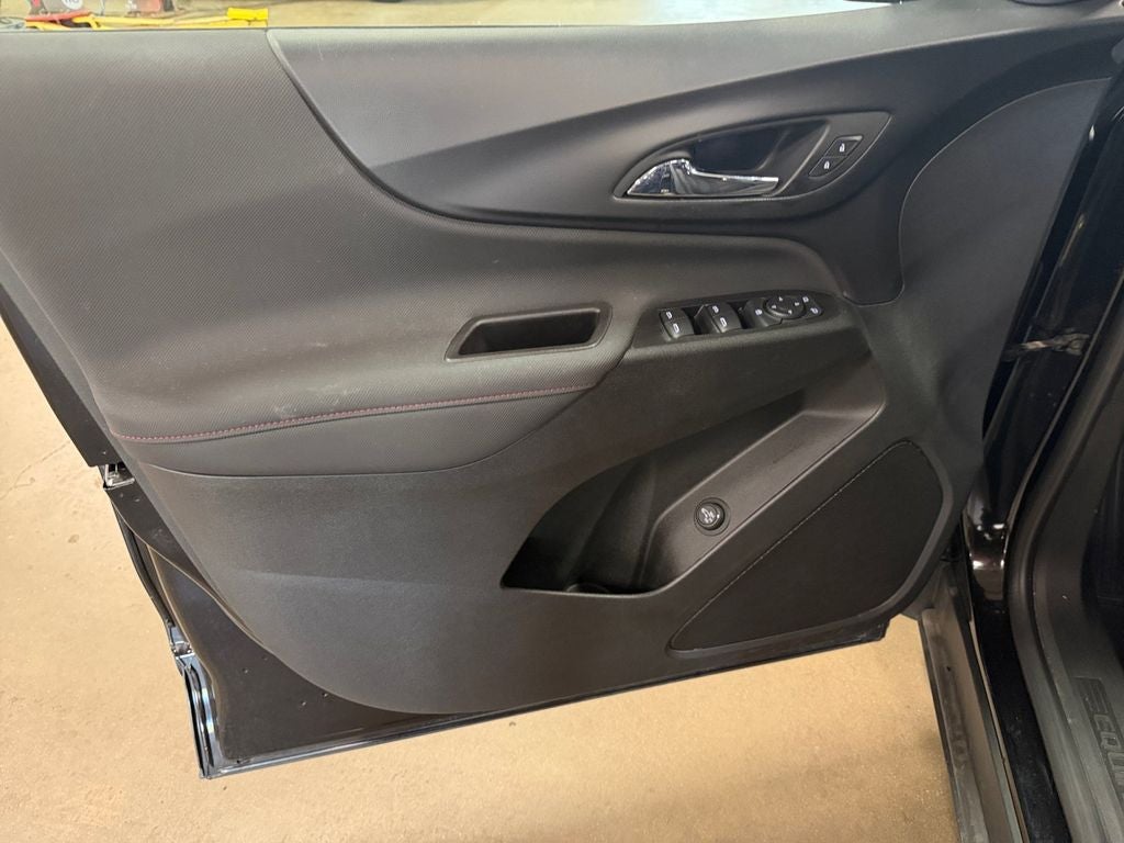 2022 Chevrolet Equinox RS w/Driver Confidence II Pkg