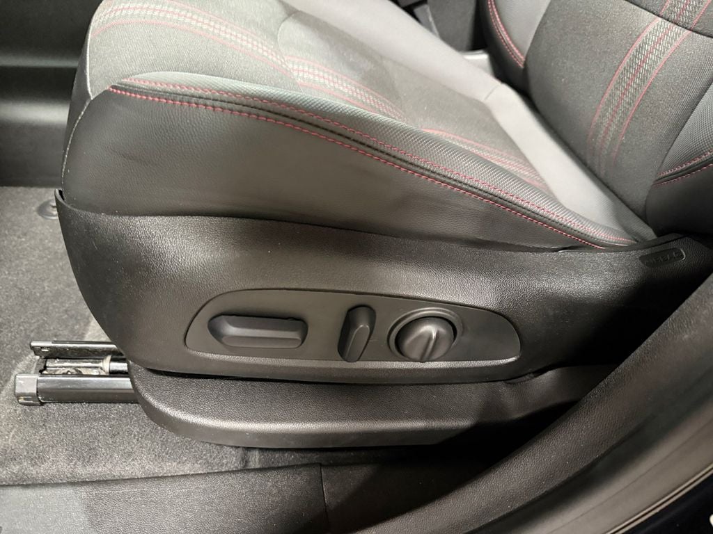 2022 Chevrolet Equinox RS w/Driver Confidence II Pkg