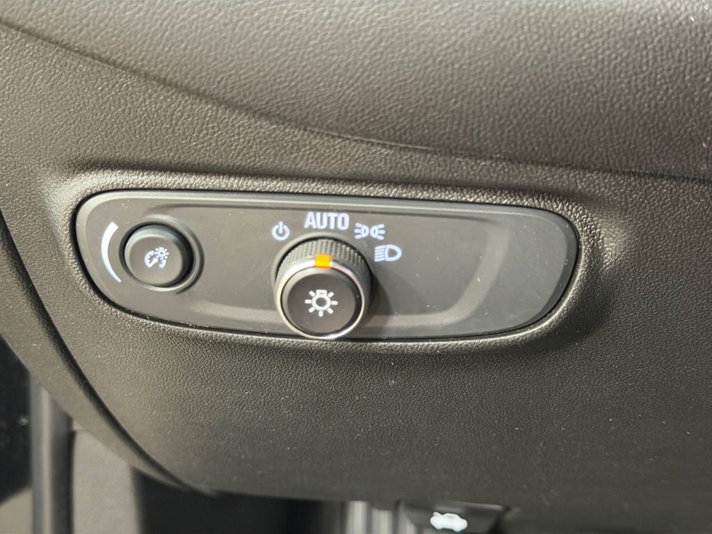 2022 Chevrolet Equinox RS w/Driver Confidence II Pkg
