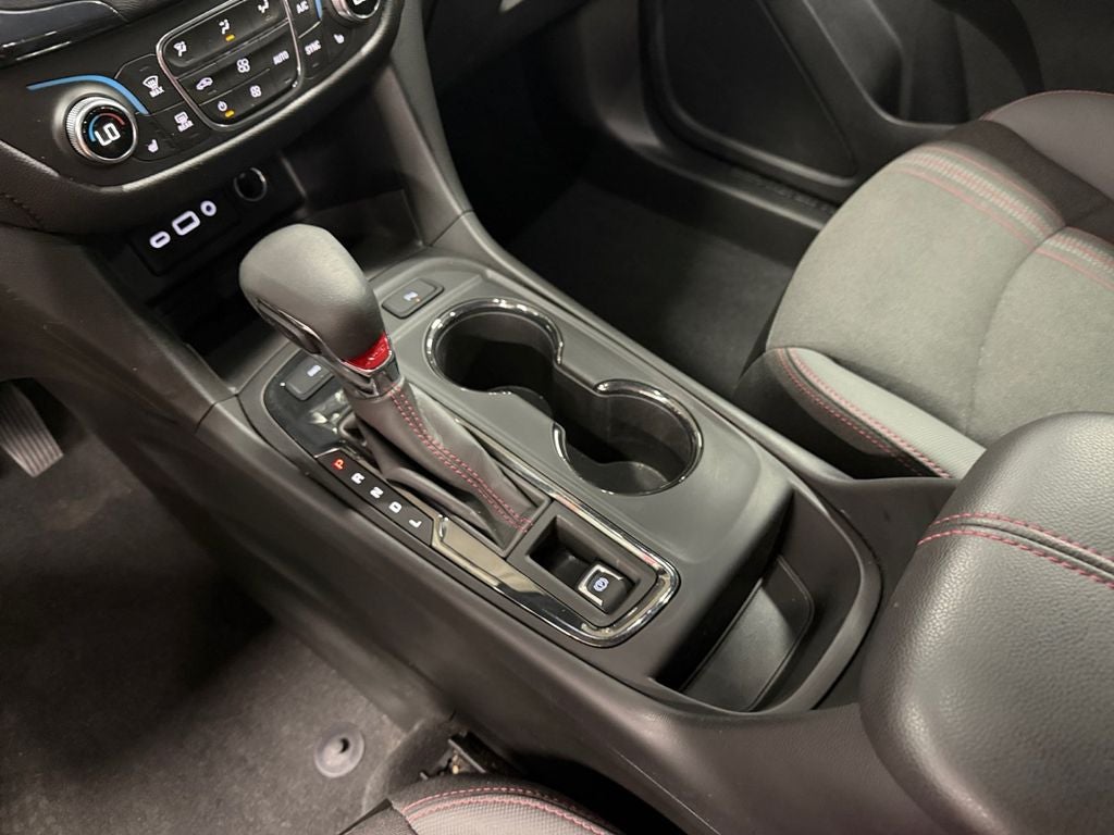2022 Chevrolet Equinox RS w/Driver Confidence II Pkg