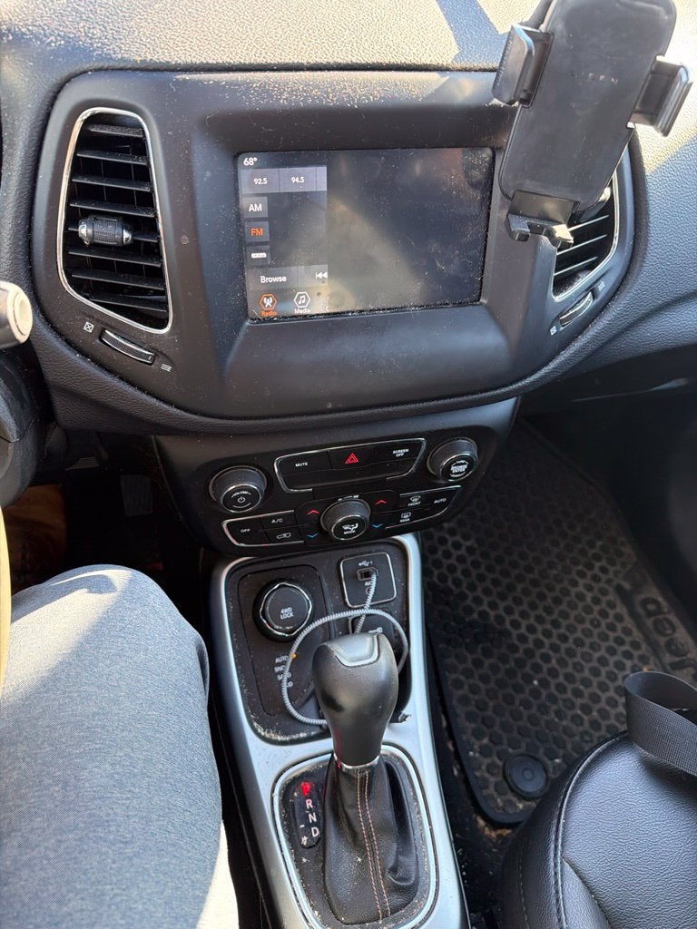 2019 Jeep Compass Lattitude w/Cold Weather & Popular Equipt
