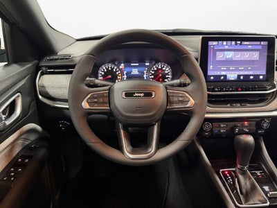 2023 Jeep Compass Latitude Lux