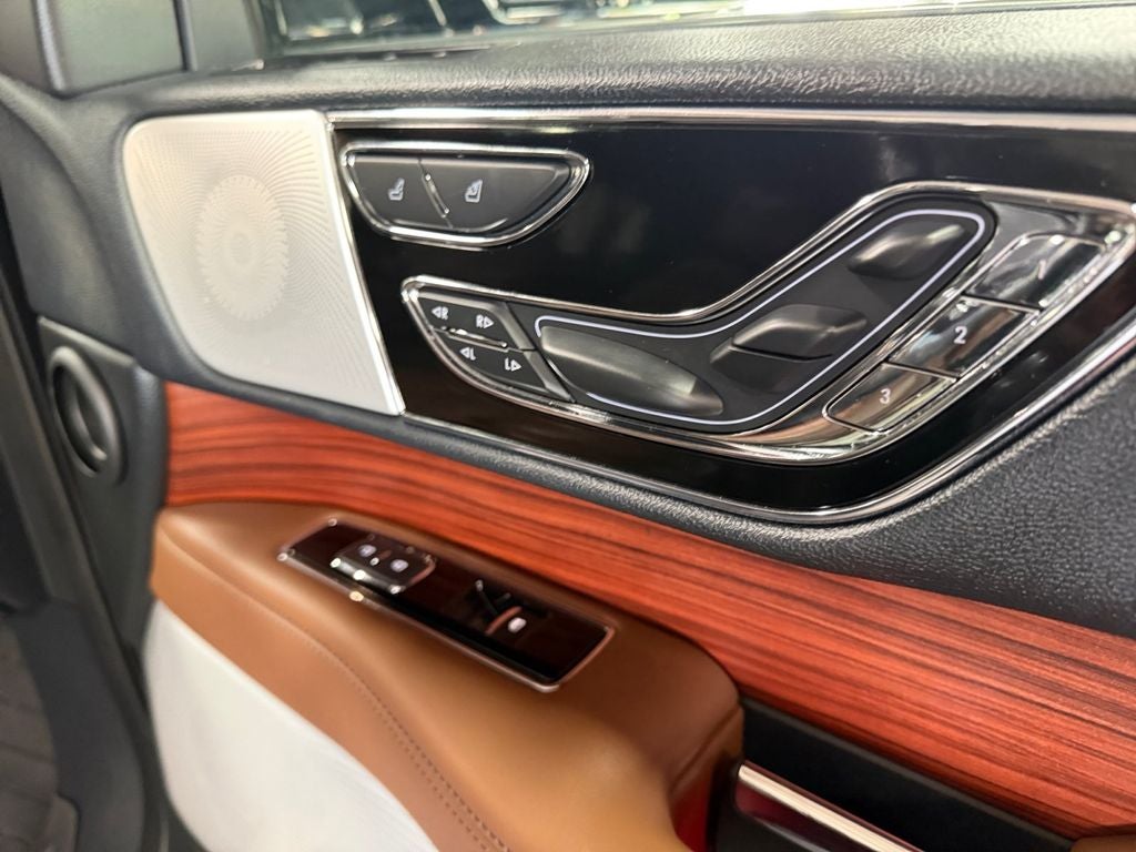 2024 Lincoln Navigator L Reserve w/Monochromatic & HD Tow Pkgs