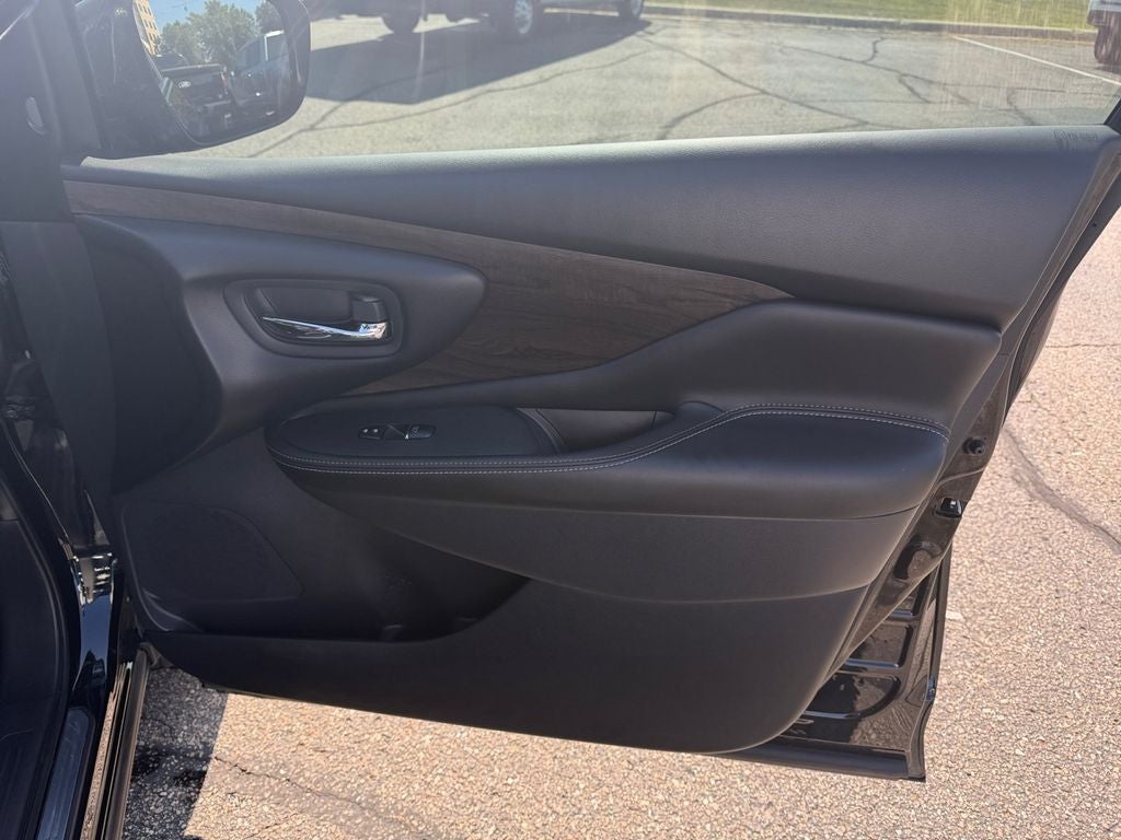 2023 Nissan Murano Platinum