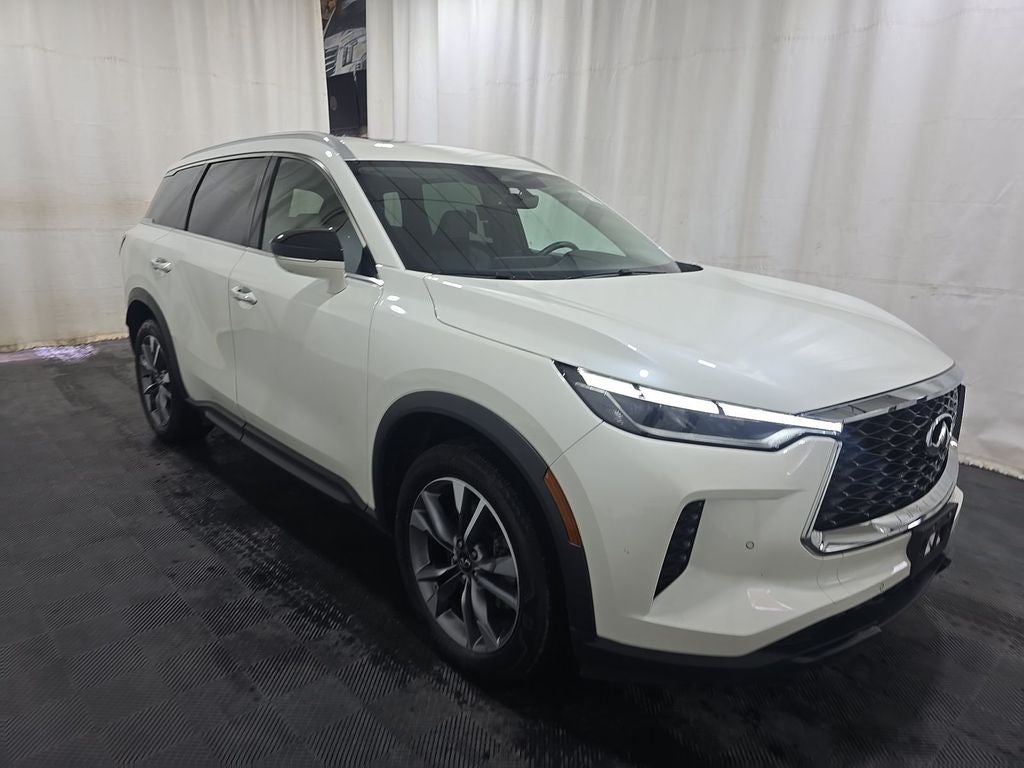 2024 INFINITI QX60 LUXE AWD w/Advanced Safety Features