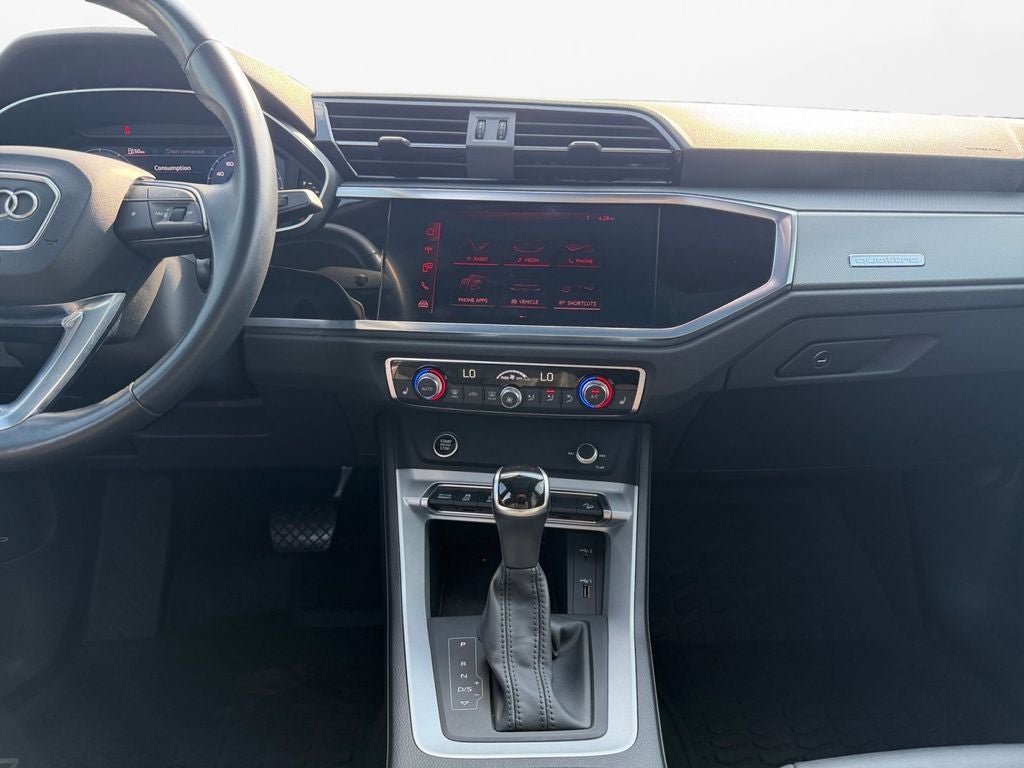 2021 Audi Q3 Premium w/Convenience Pkg & 19" 5-Twin-Spoke Wheel S Line quattro