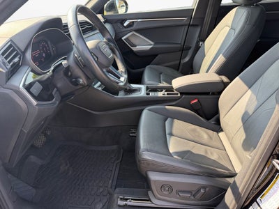 2021 Audi Q3 Premium w/Convenience Pkg & 19" 5-Twin-Spoke Wheel S Line quattro