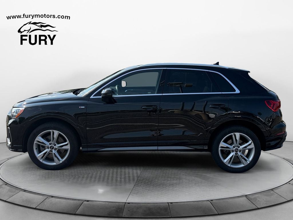 2021 Audi Q3 Premium w/Convenience Pkg & 19" 5-Twin-Spoke Wheel S Line quattro