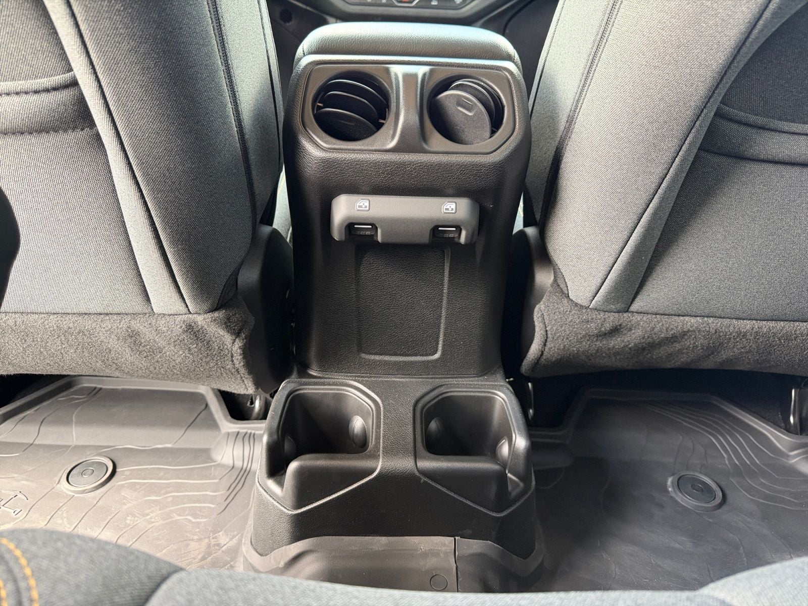 2025 Jeep Wrangler 4-Door Willys
