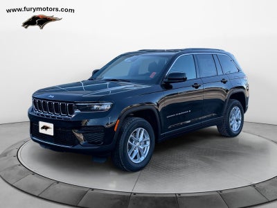 2025 Jeep Grand Cherokee GRAND CHEROKEE LAREDO X 4X4
