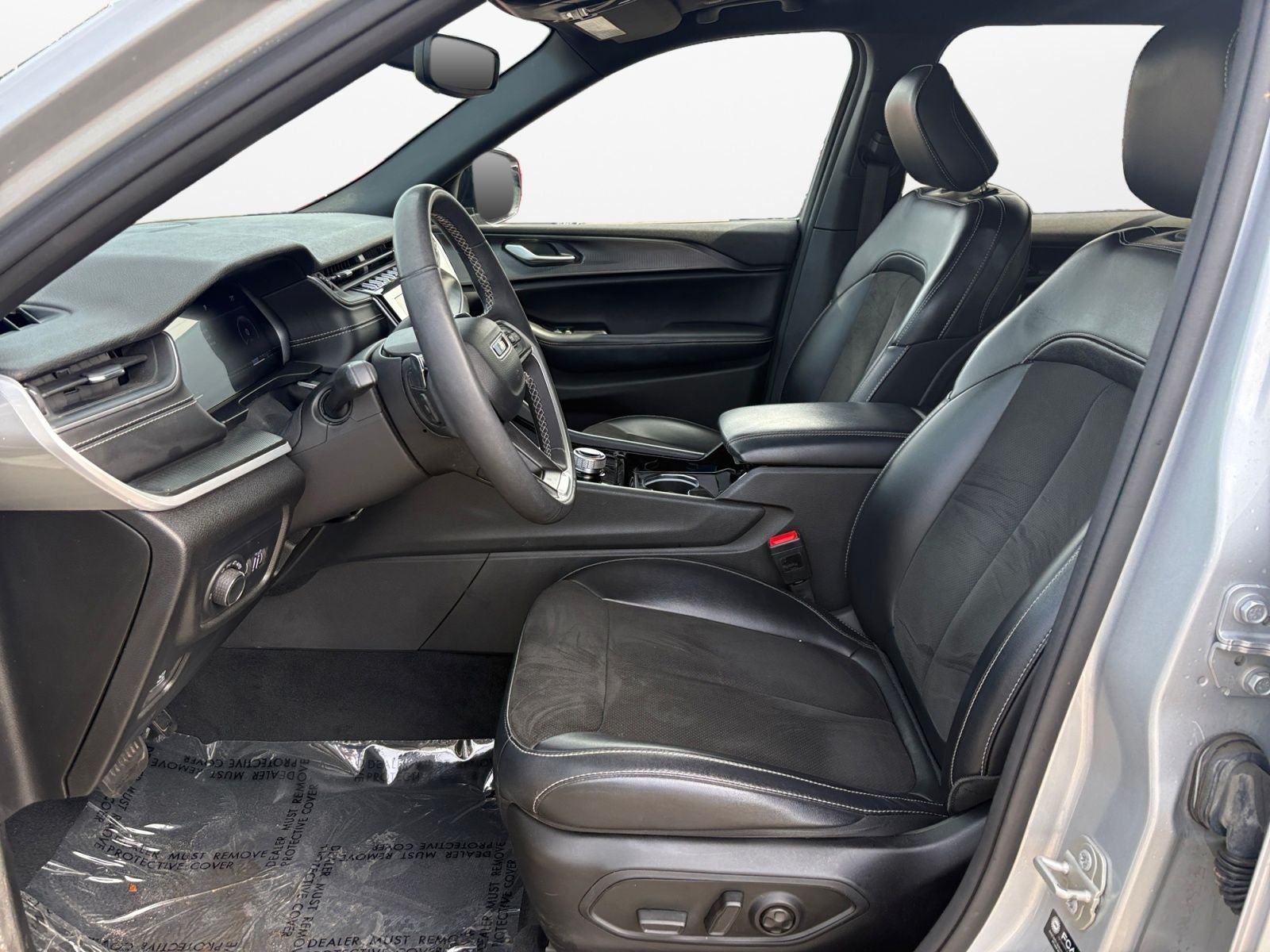 2023 Jeep Grand Cherokee L Altitude 4x4
