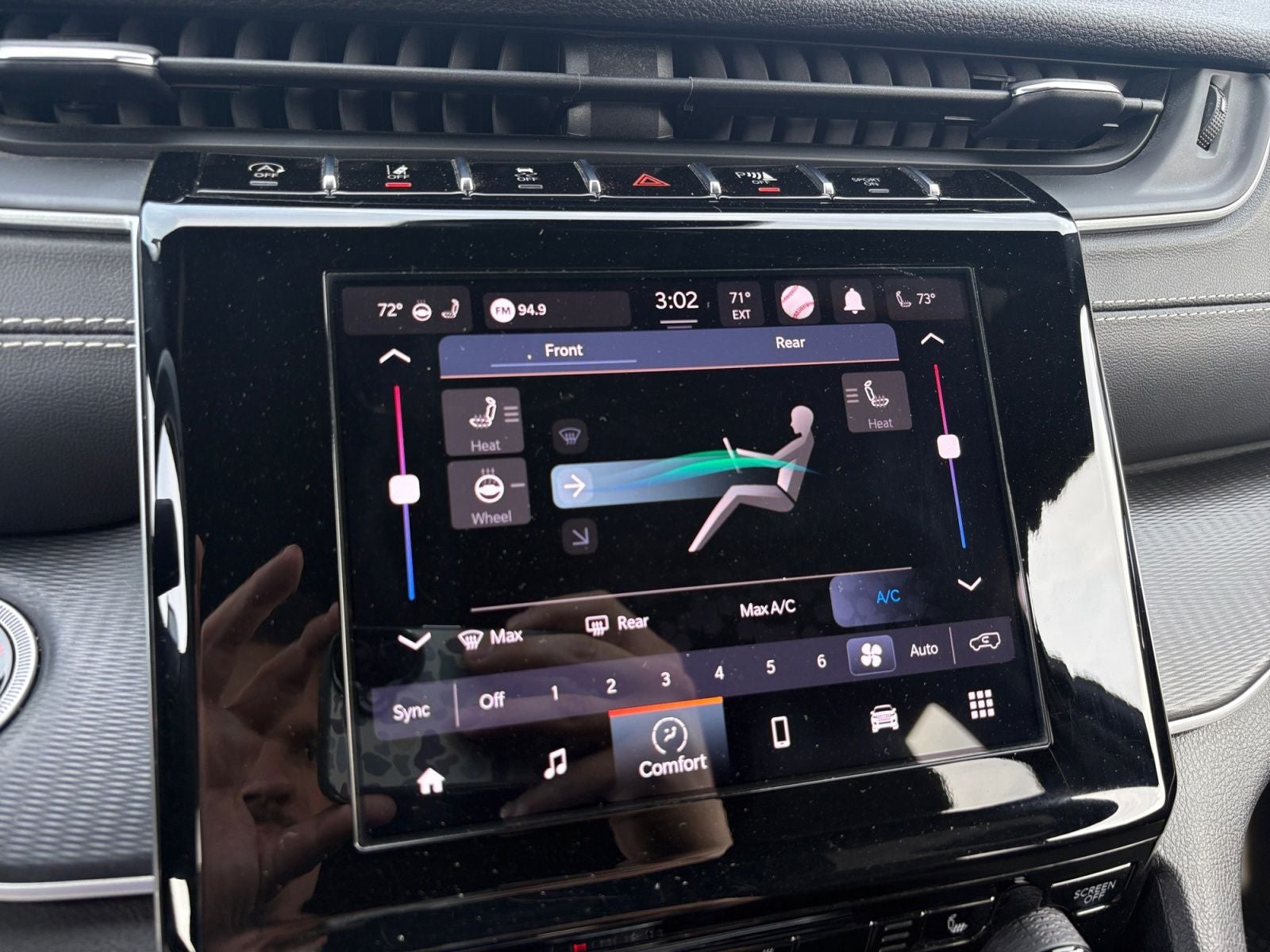 2023 Jeep Grand Cherokee L Altitude 4x4