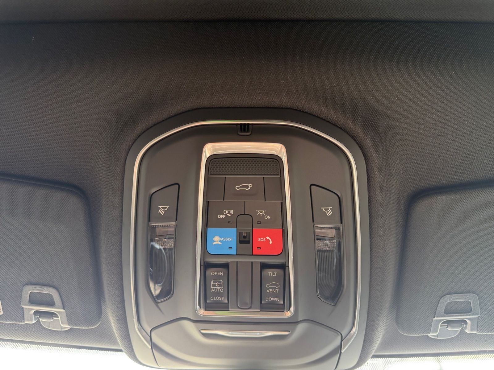 2026 Jeep Grand Cherokee GRAND CHEROKEE L LAREDO X 4X4