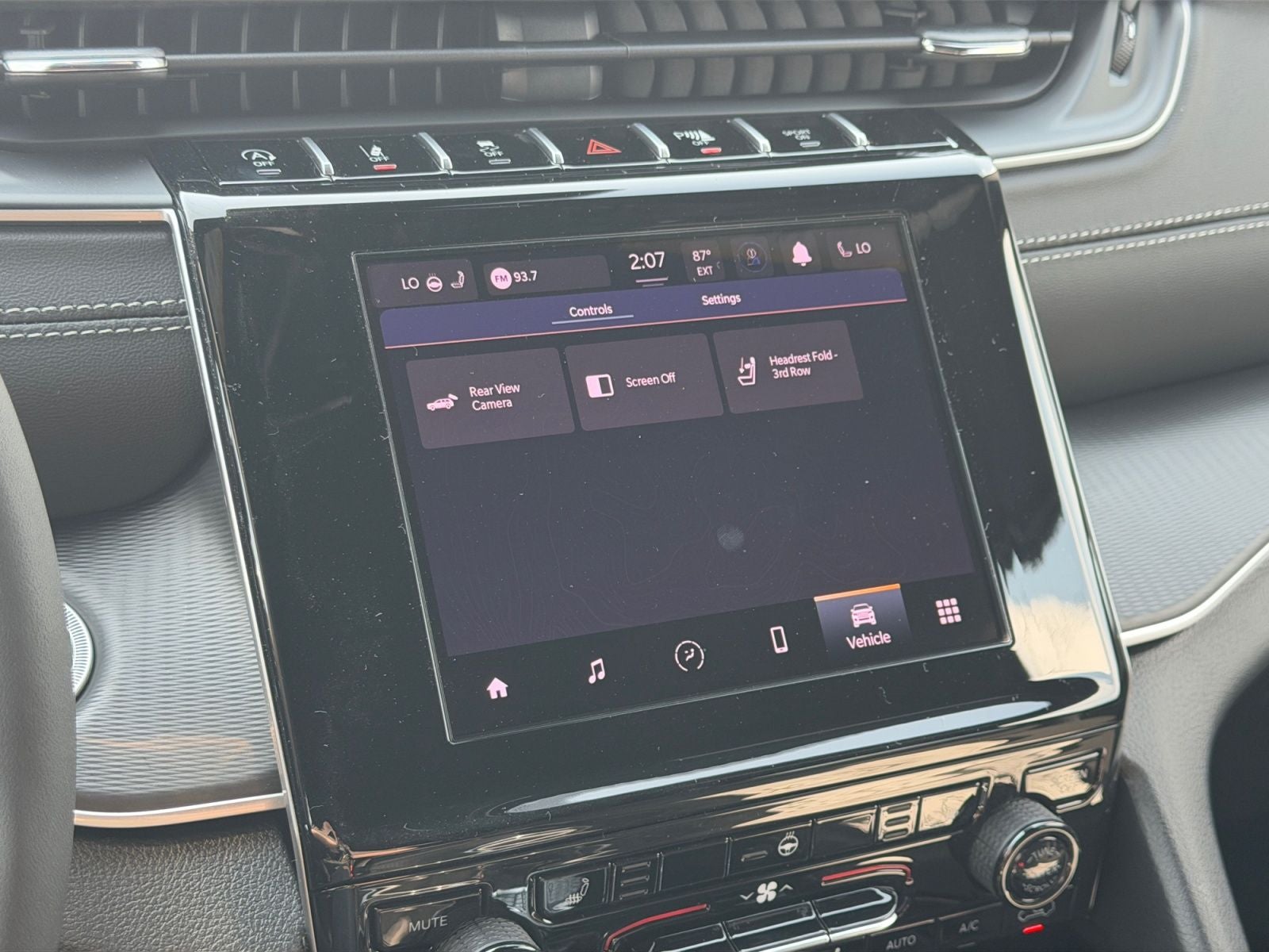 2026 Jeep Grand Cherokee GRAND CHEROKEE L LAREDO X 4X4