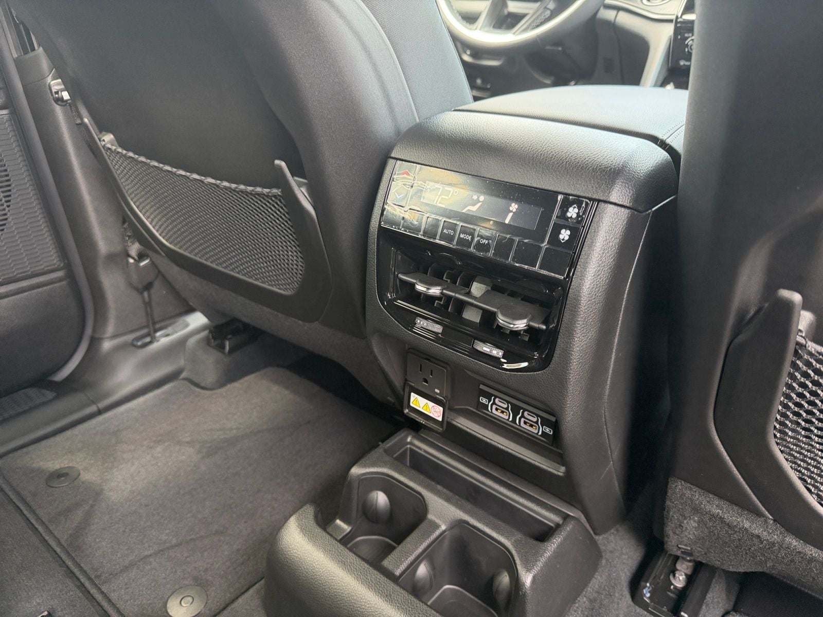2026 Jeep Grand Cherokee GRAND CHEROKEE L LAREDO X 4X4