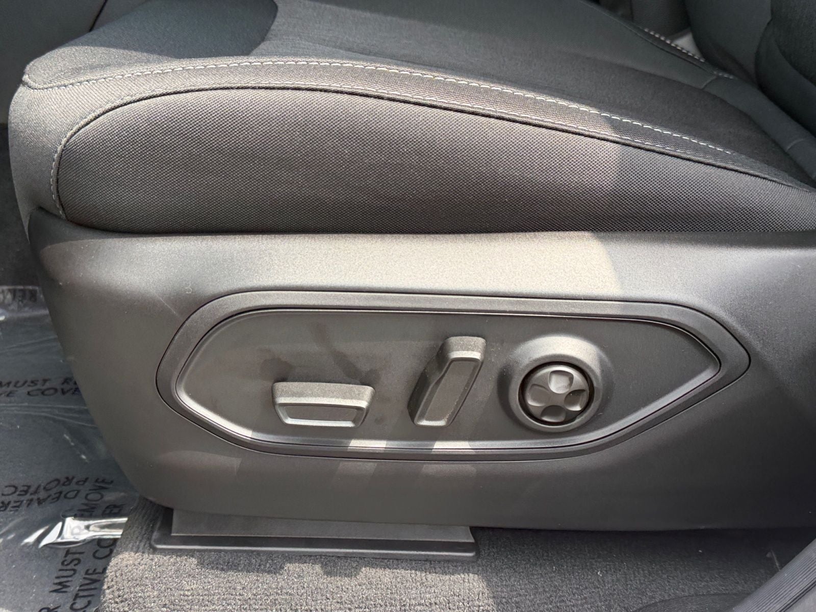 2026 Jeep Grand Cherokee GRAND CHEROKEE L LAREDO X 4X4